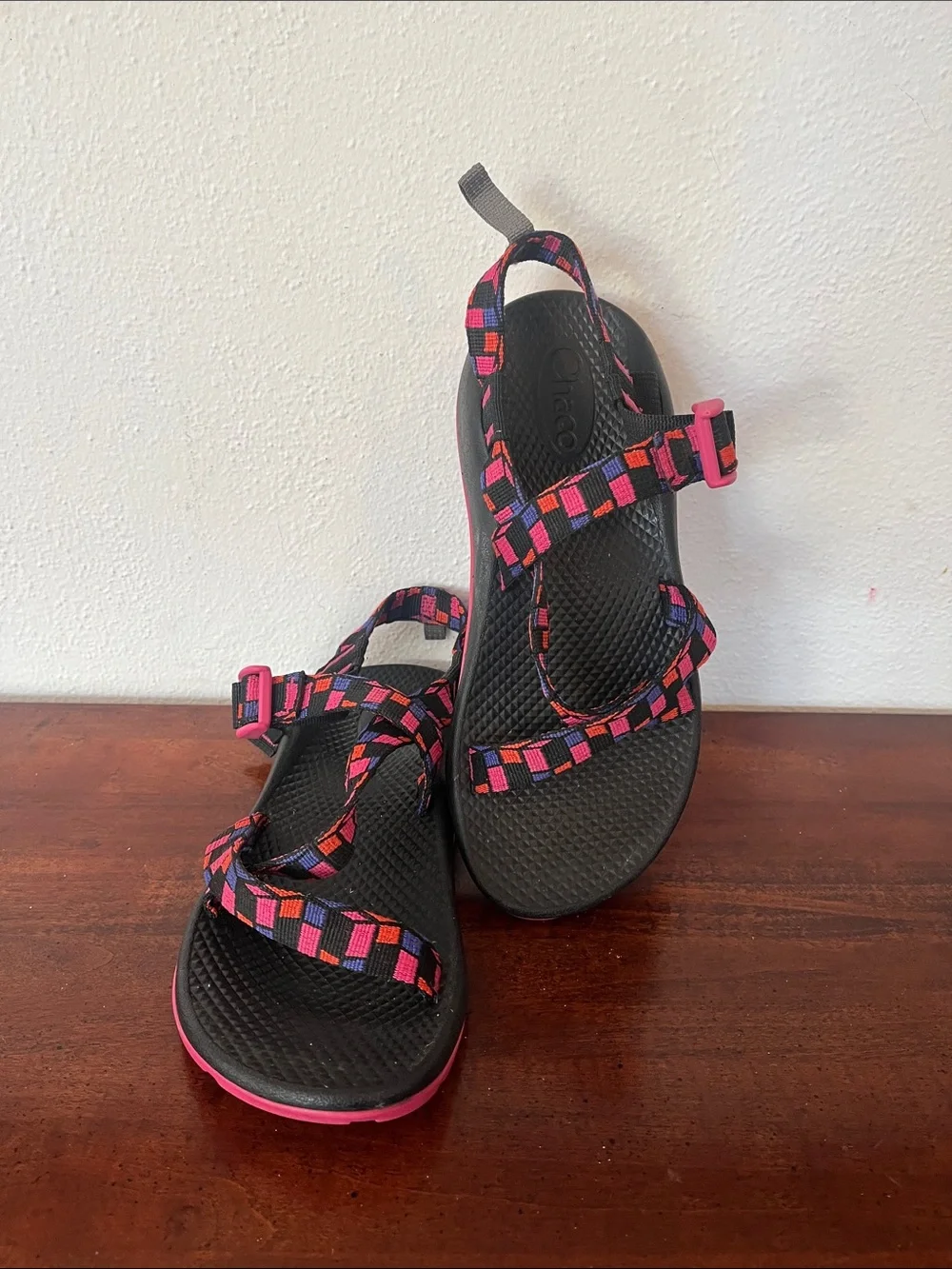 Chaco Women’s Z1 Ecotread in Cubit Magenta Sandals Size Youth 5 Women’s 6.5